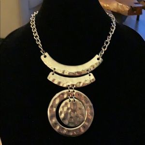 Brand new silver necklace